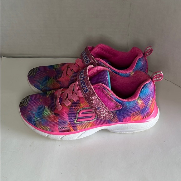 Skechers Pink Sneakers Vibrant Design Comfort - Picture 3 of 11